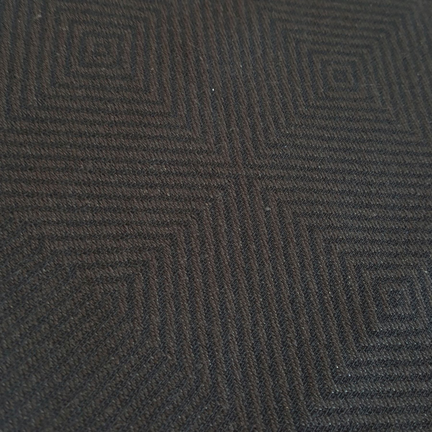 525436