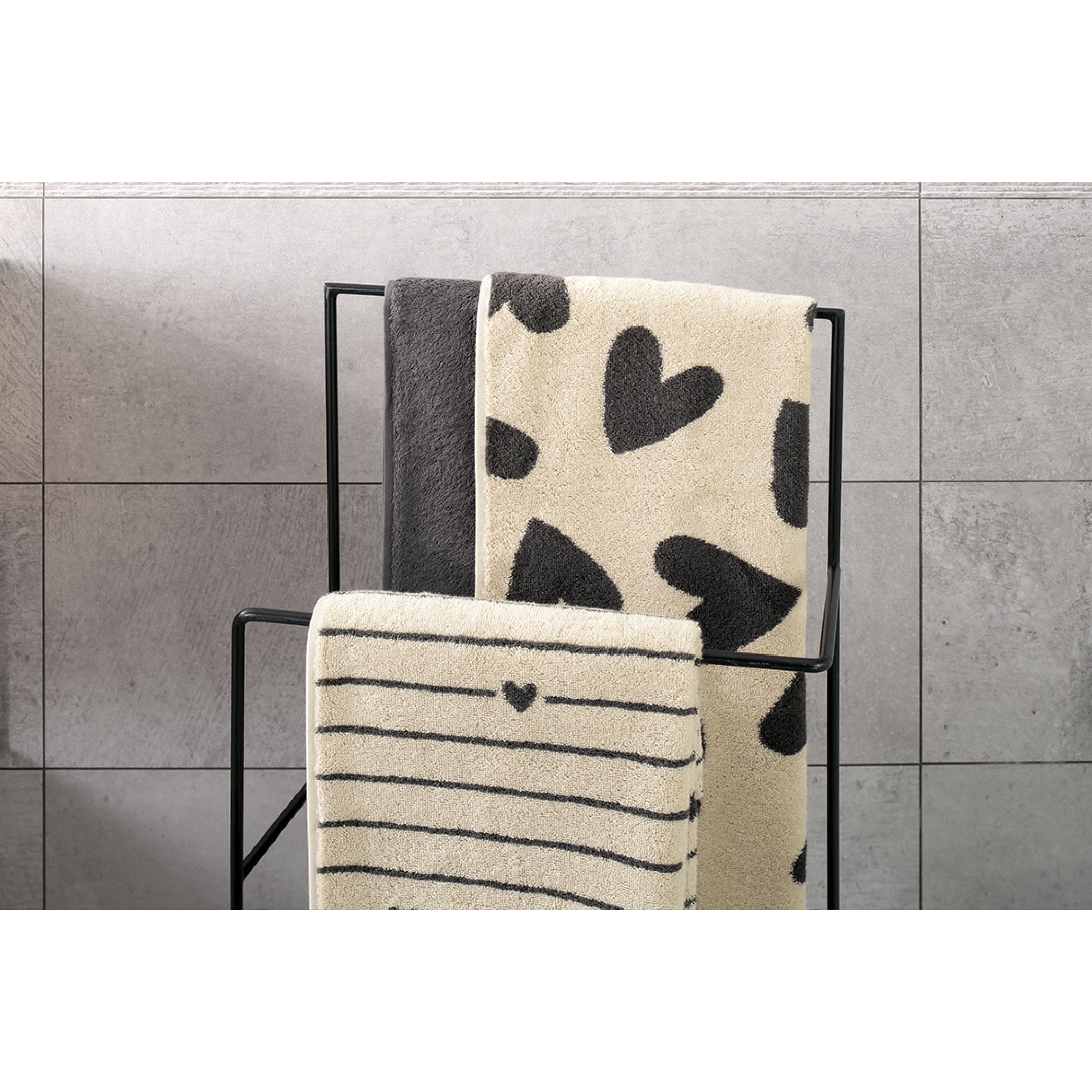 536811